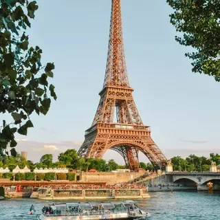Comfort Benelux & Paris & Almanya Turu Pegasus Hava Yolları ile 7 Gece Ekstra Turlar Dahil